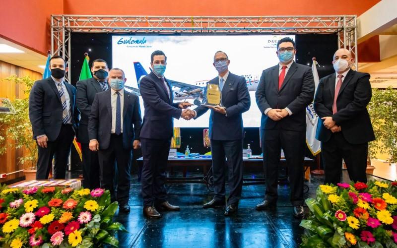 Aeroméxico celebra el décimo aniversario de su ruta Ciudad de México - Guatemala